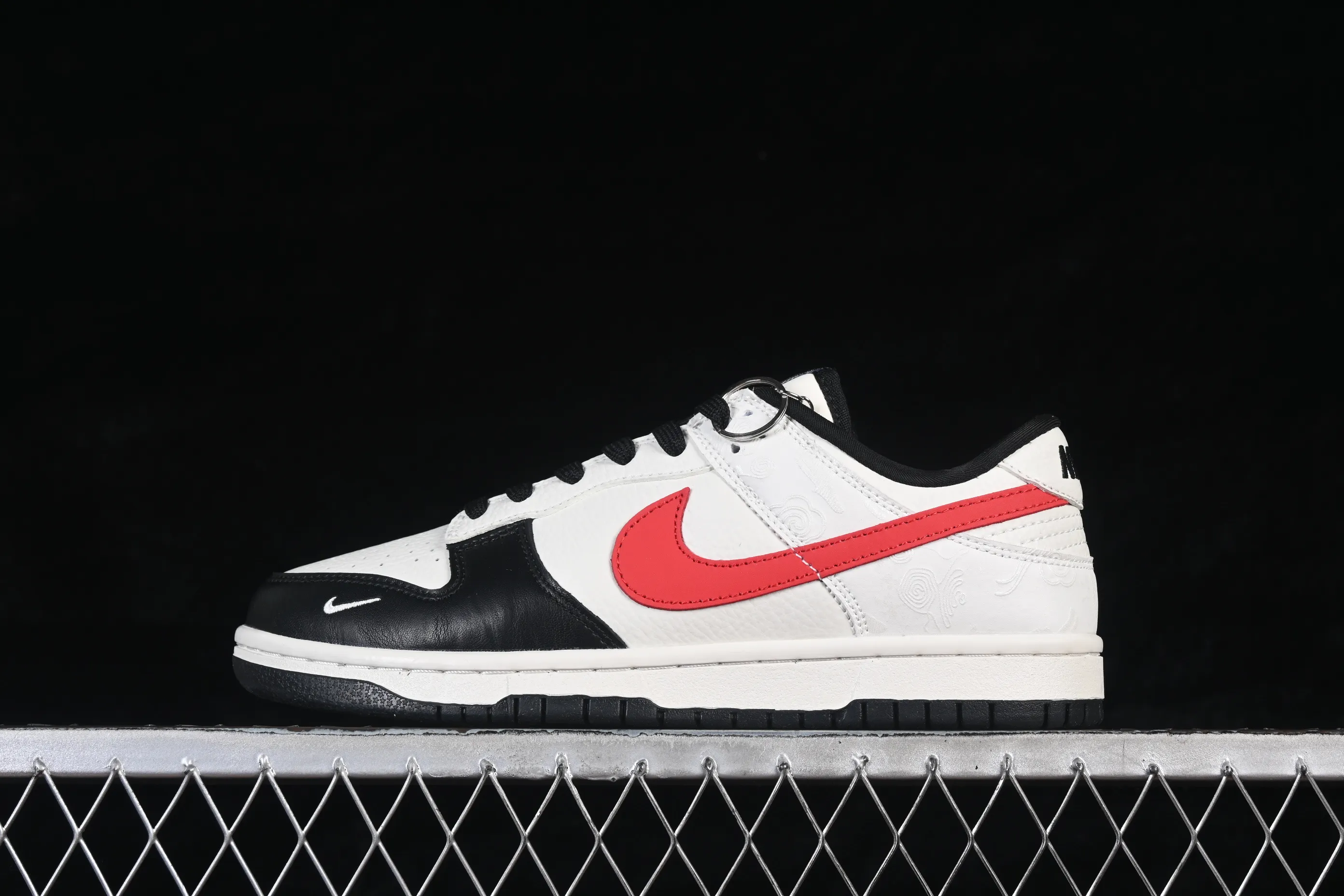 All categories Nk SB Dunk Series Nk SB Dunk Low High-end customized low-top sneakers Nike SB Dunk Low Limited to the Year of the Horse Mo Shuang Danhong High-end customized low-top casual sneakers IM6670-202